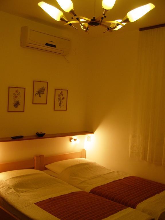 Apartments Dunoti 크르크 객실 사진